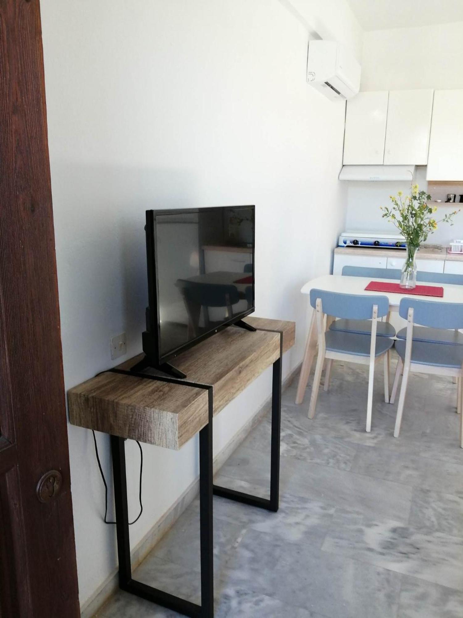 Cozy Rodas House 1